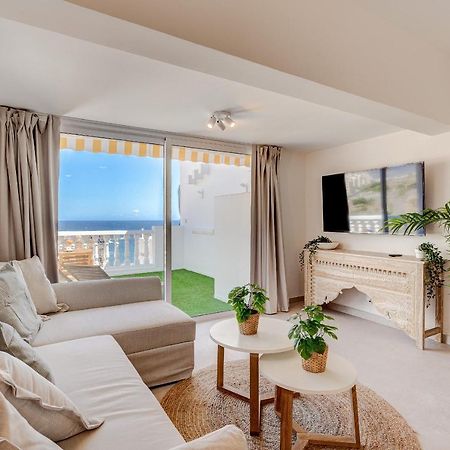 Good Mood - Sunny Seaview Apartment Каляо Салвахе Екстериор снимка